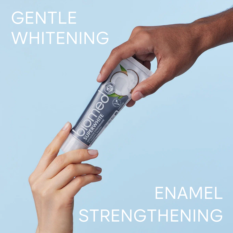 Biomed    Superwhite Tandpasta
